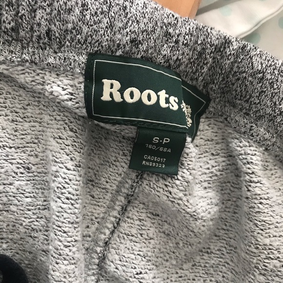 Brand new roots sweatpants - Picture 3 of 3
